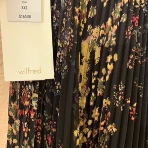 Aritzia flowy floral skirt